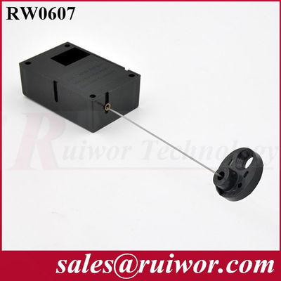 Chine RW0607 Rouleaux rétractables en acier avec fonction d'arrêt de ratchet fournisseur