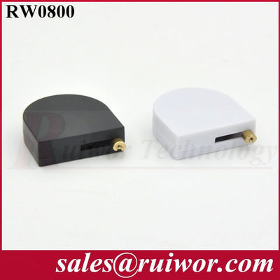 Une bobine rétractable de 1 cm. fournisseur